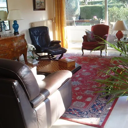 80m2 Dans Parc Classe, Piscine, Calme, 5mn De Cannes شقة *